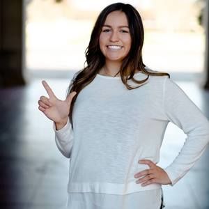 Meet your Posher, Hannah